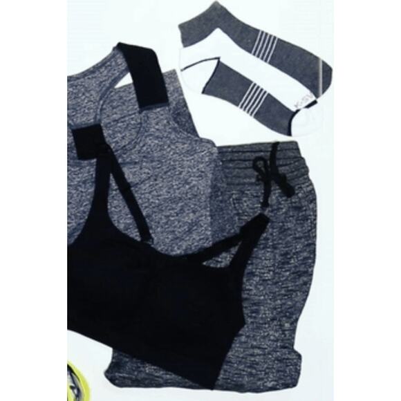 Activewear Share Show! Share Your Listings This Monday @ 8pm CST!